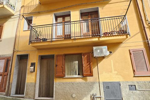 Landsbyhus i Collesano, Palermo, Collesano - € 105.000 | Ref: 10620 - foto 2